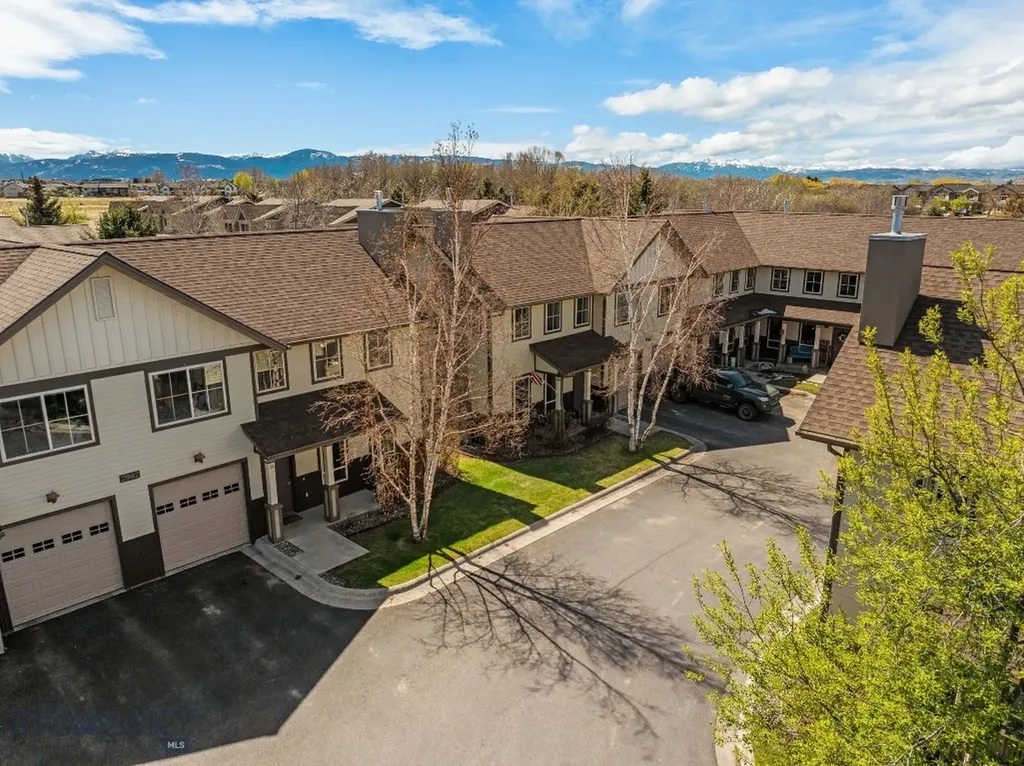 2942 Warbler Way Bozeman MT 59718
