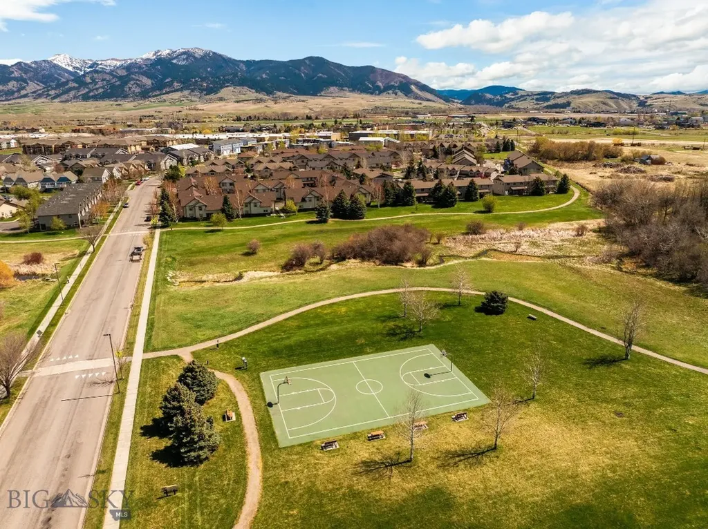 2942 Warbler Way Bozeman MT 59718