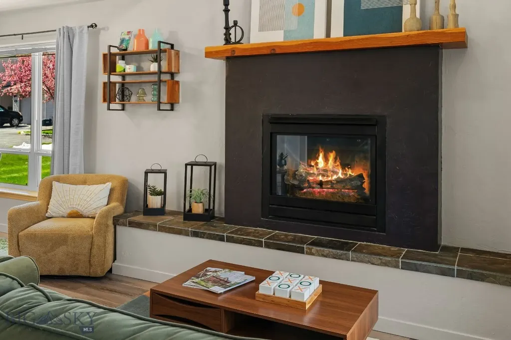 2942 Warbler Way Bozeman MT 59718