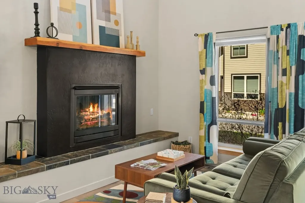 2942 Warbler Way Bozeman MT 59718