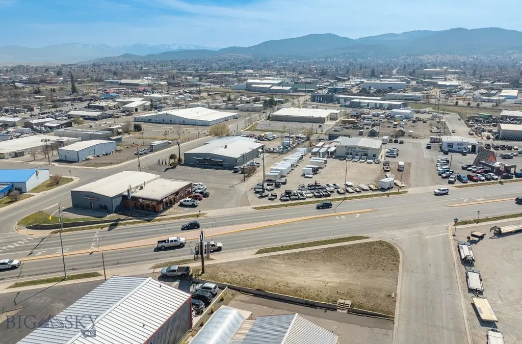 2000 N Last Chance Gulch Helena MT 59601