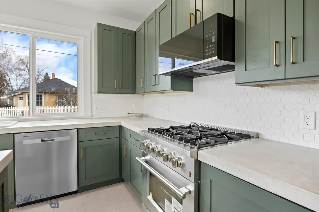 1809 Phillips Avenue Butte MT 59701