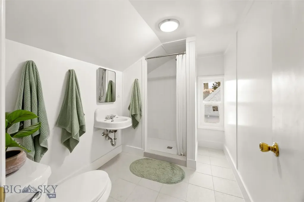 1809 Phillips Avenue Butte MT 59701
