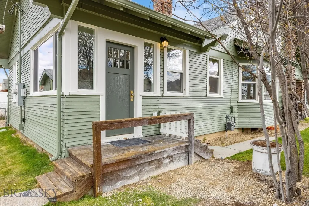 1809 Phillips Avenue Butte MT 59701