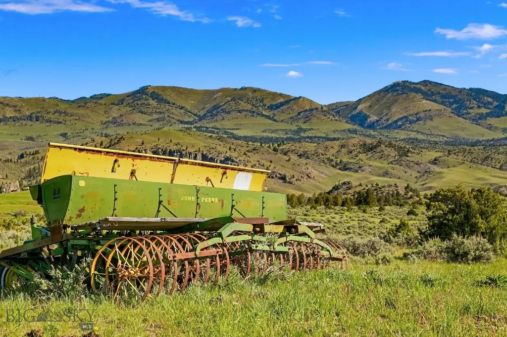 1847 Maudlow Road Belgrade MT 59714