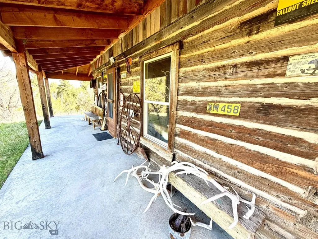 1847 Maudlow Road Belgrade MT 59714