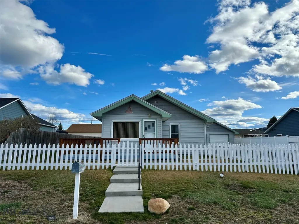 1836 Schley Avenue Butte MT 59701