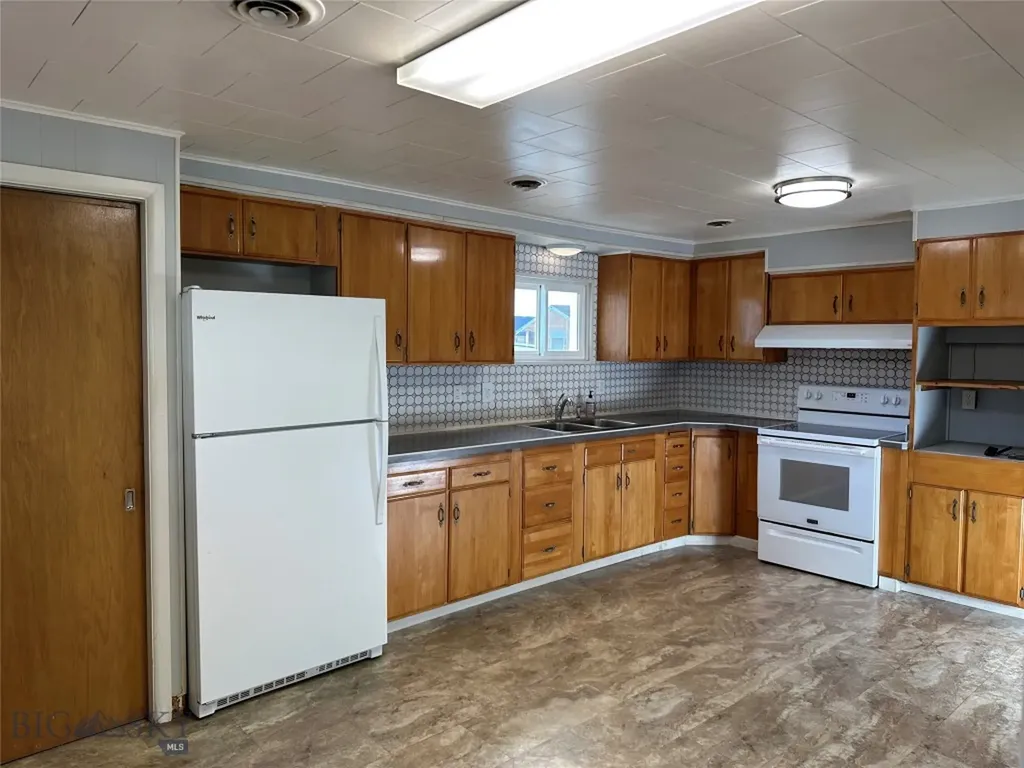 1836 Schley Avenue Butte MT 59701