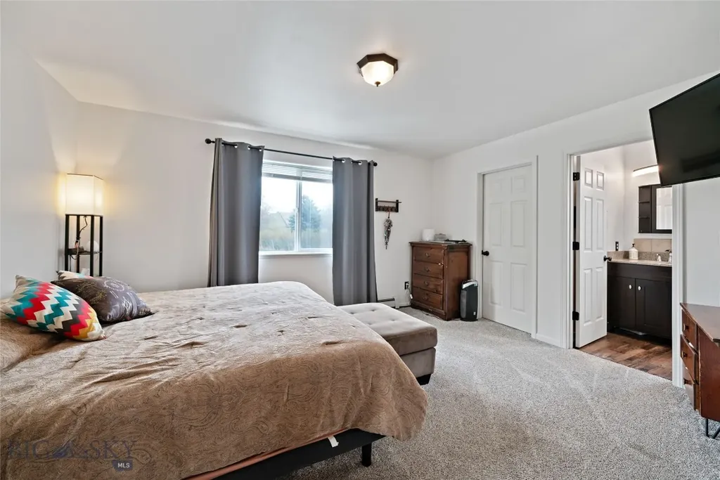 283 Lewis & Clark Trail Bozeman MT 59718