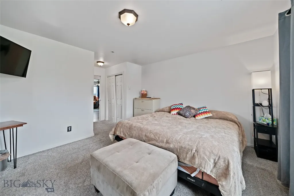 283 Lewis & Clark Trail Bozeman MT 59718