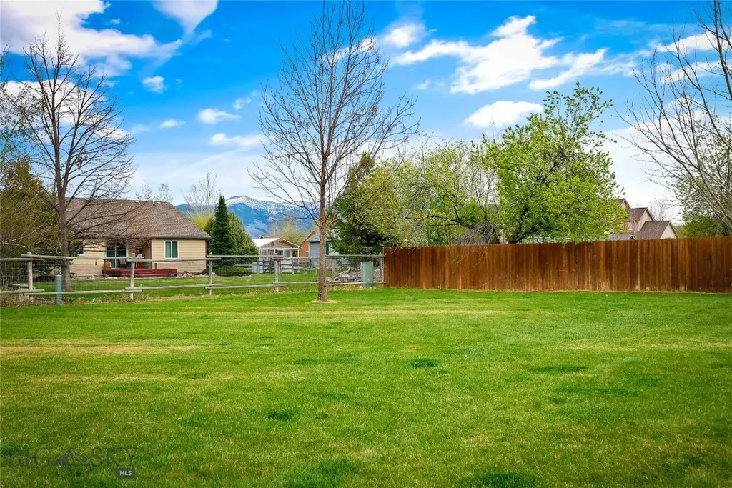 283 Lewis & Clark Trail Bozeman MT 59718