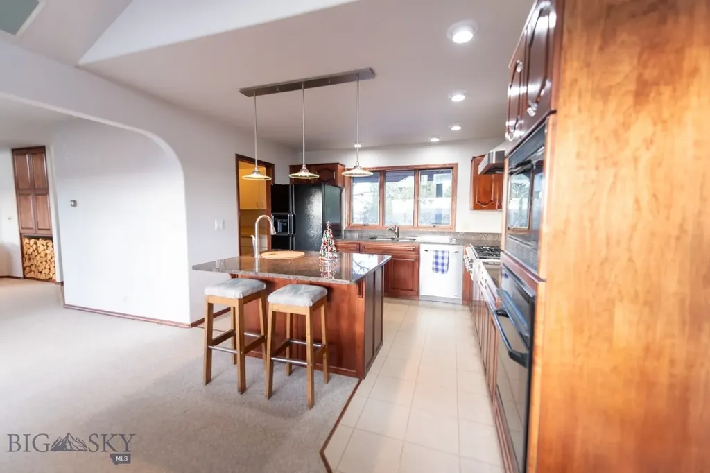 188 Fox Ridge Dillon MT 59725
