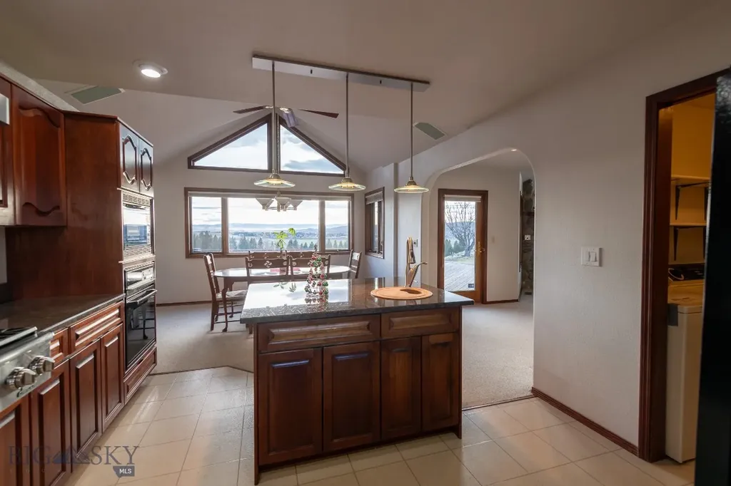188 Fox Ridge Dillon MT 59725