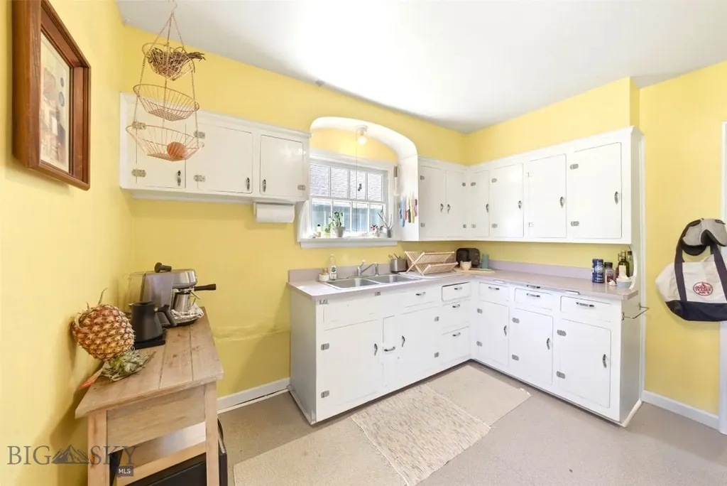 706 S 6th Avenue Bozeman MT 57915