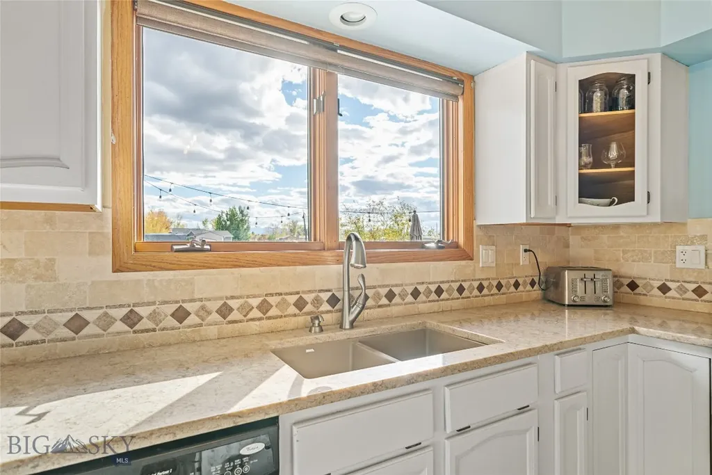 606 Frank Road Belgrade MT 59714