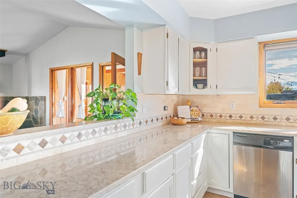 606 Frank Road Belgrade MT 59714