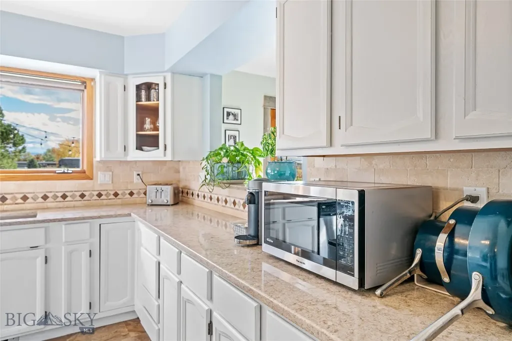 606 Frank Road Belgrade MT 59714