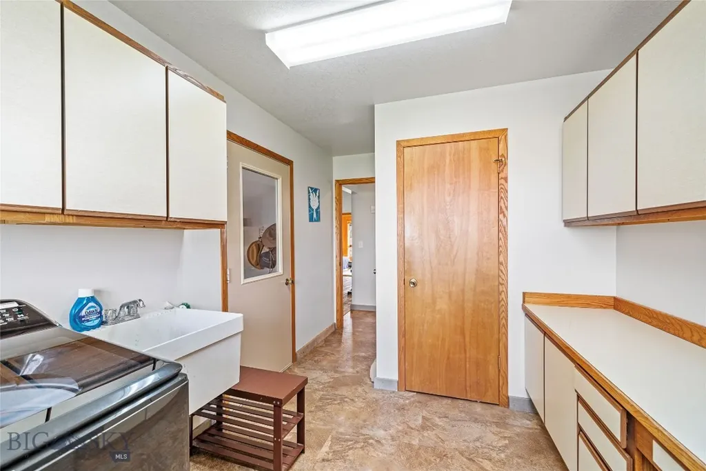 606 Frank Road Belgrade MT 59714