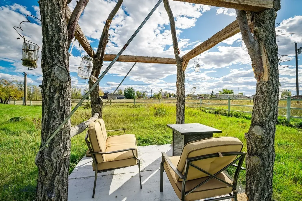 606 Frank Road Belgrade MT 59714