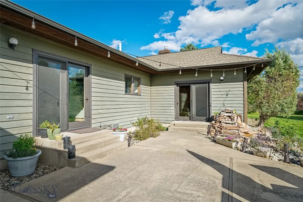 606 Frank Road Belgrade MT 59714