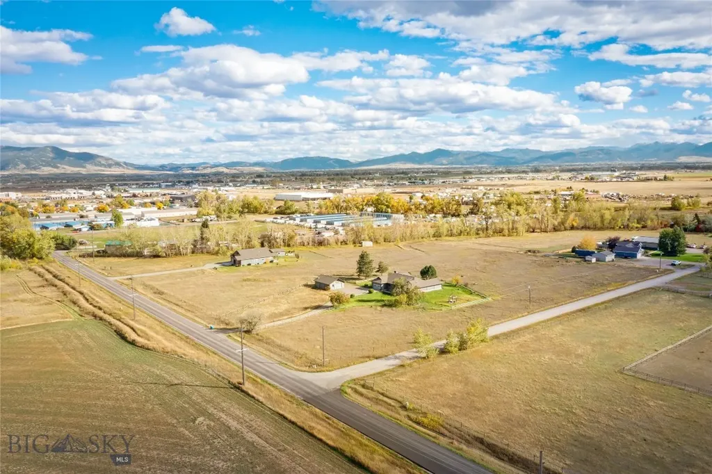606 Frank Road Belgrade MT 59714