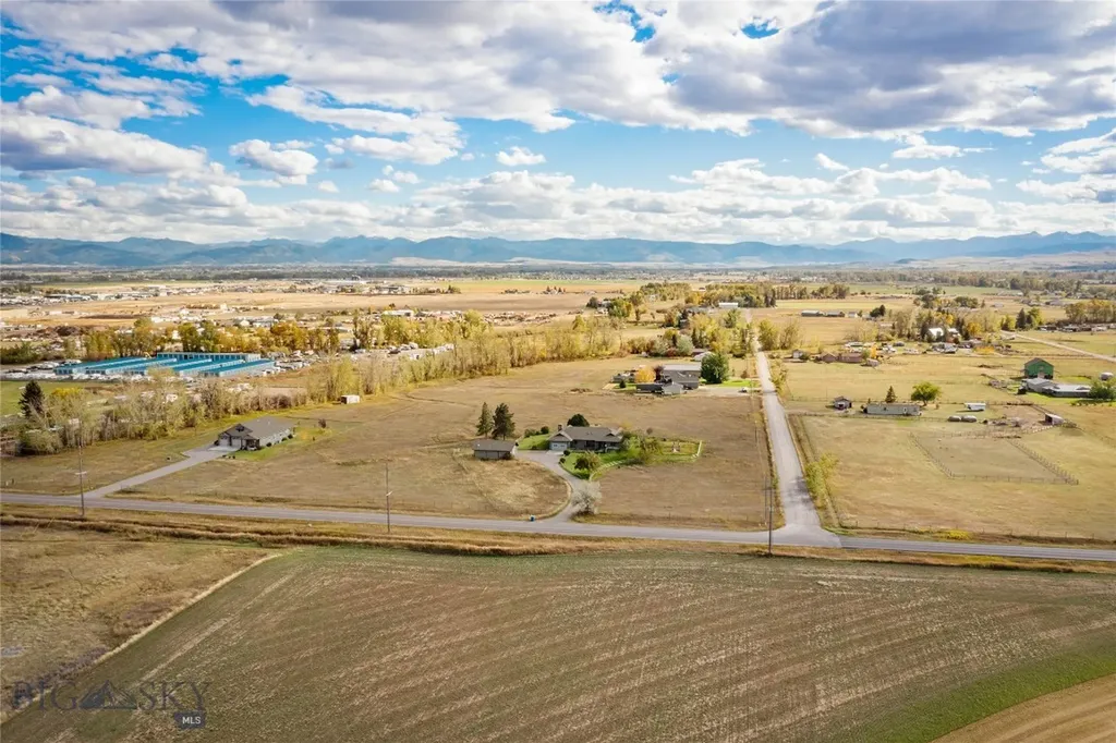606 Frank Road Belgrade MT 59714