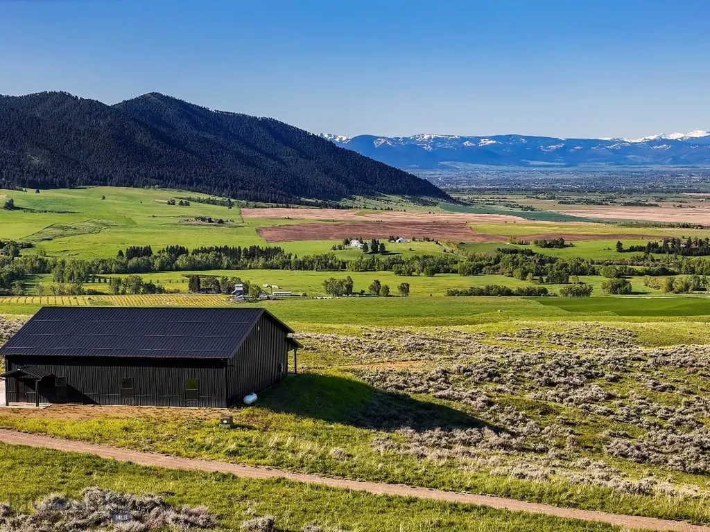 Springhill Vistas Ranch At Four Bar Ranch Belgrade MT 59714