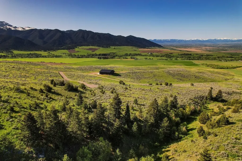 Springhill Vistas Ranch At Four Bar Ranch Belgrade MT 59714