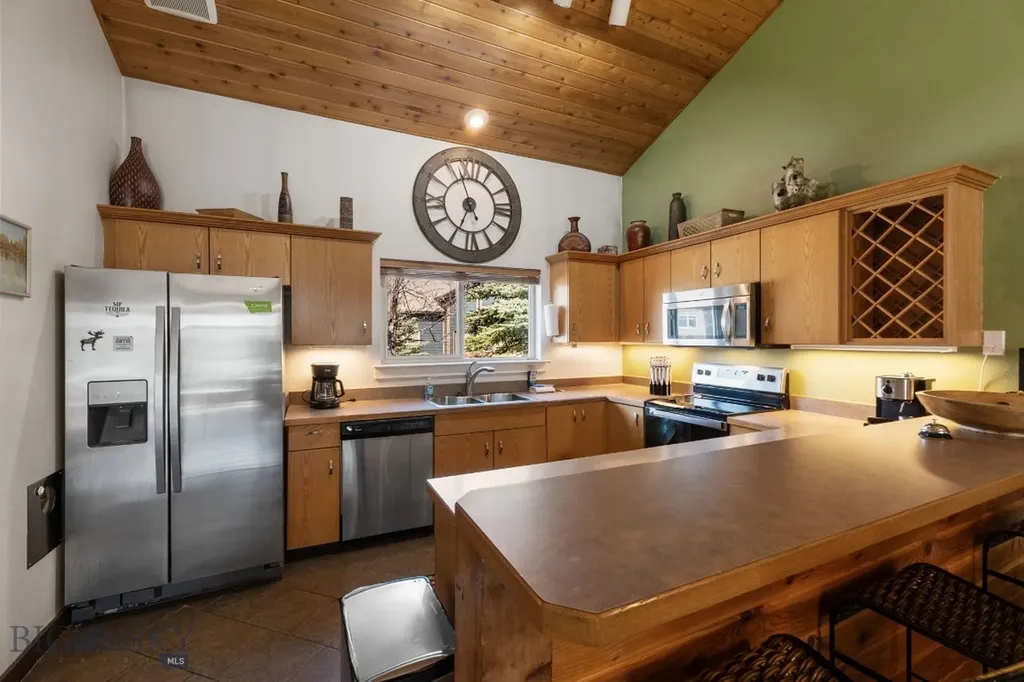464 Firelight Drive Big Sky MT 59716
