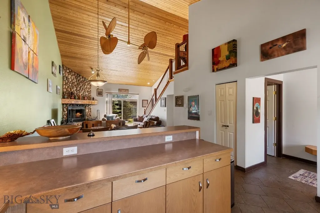 464 Firelight Drive Big Sky MT 59716
