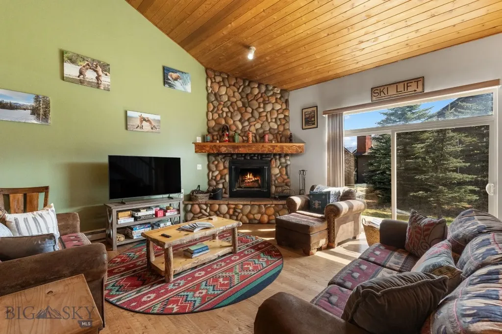 464 Firelight Drive Big Sky MT 59716