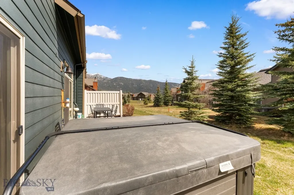 464 Firelight Drive Big Sky MT 59716
