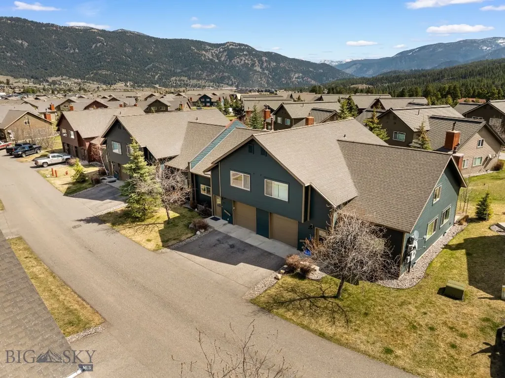 464 Firelight Drive Big Sky MT 59716