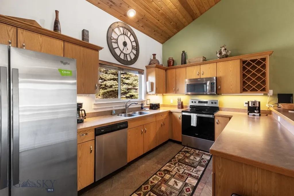 464 Firelight Drive Big Sky MT 59716