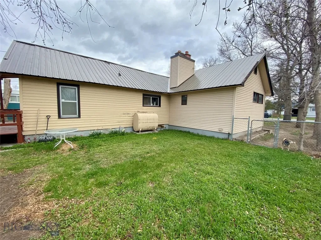 423 N Pine Street Townsend MT 59644