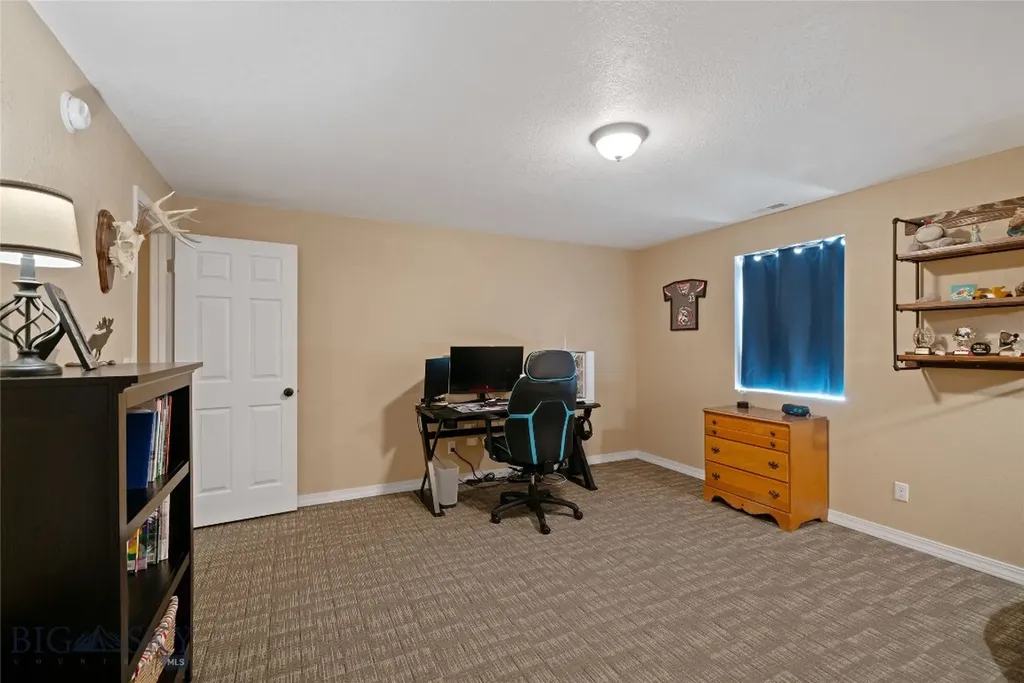 536 W Fagin Street Ennis MT 59729