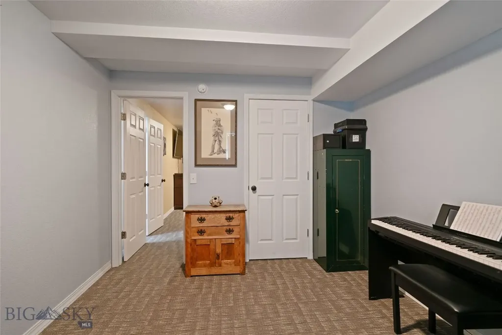 536 W Fagin Street Ennis MT 59729