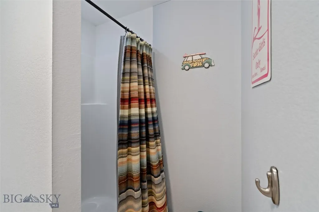 536 W Fagin Street Ennis MT 59729