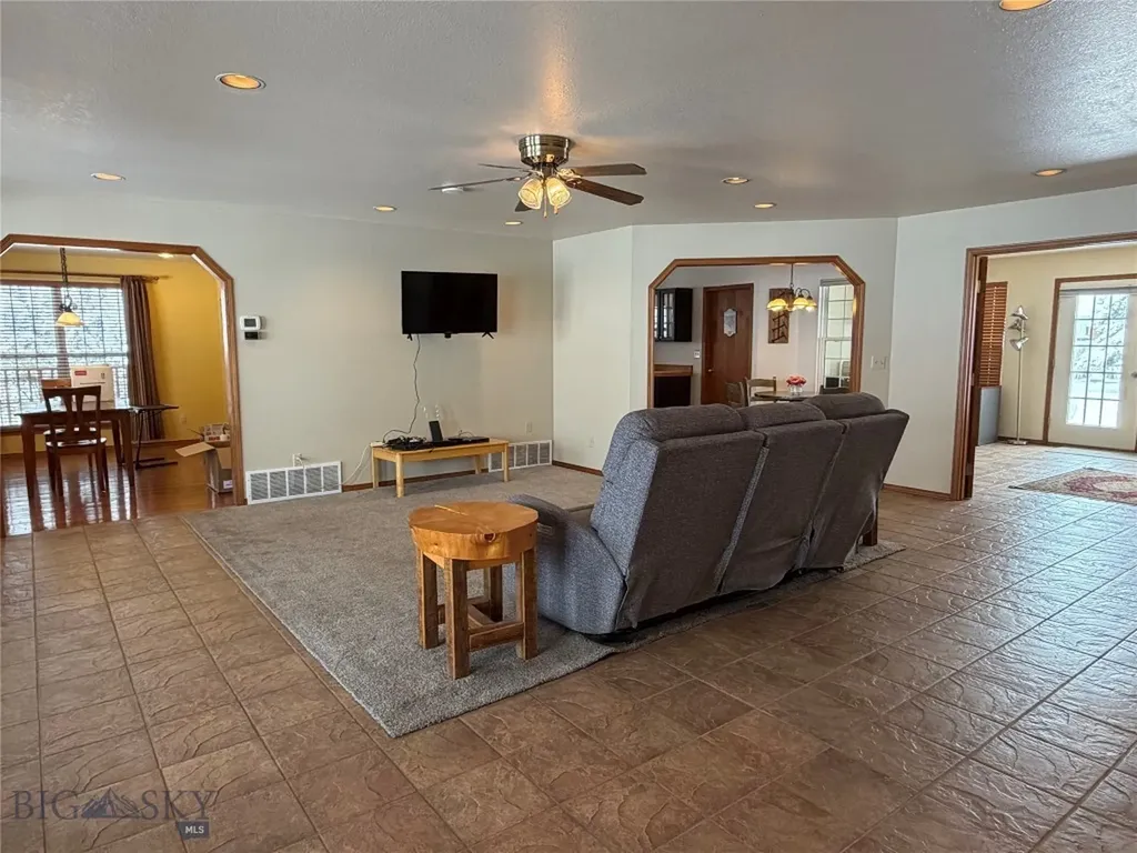 95 Arrowhead Trail Bozeman MT 59718