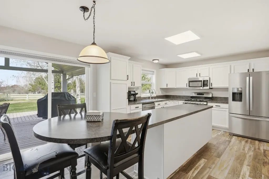 83 Poplar Drive Bozeman MT 59718