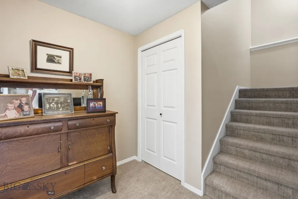 83 Poplar Drive Bozeman MT 59718