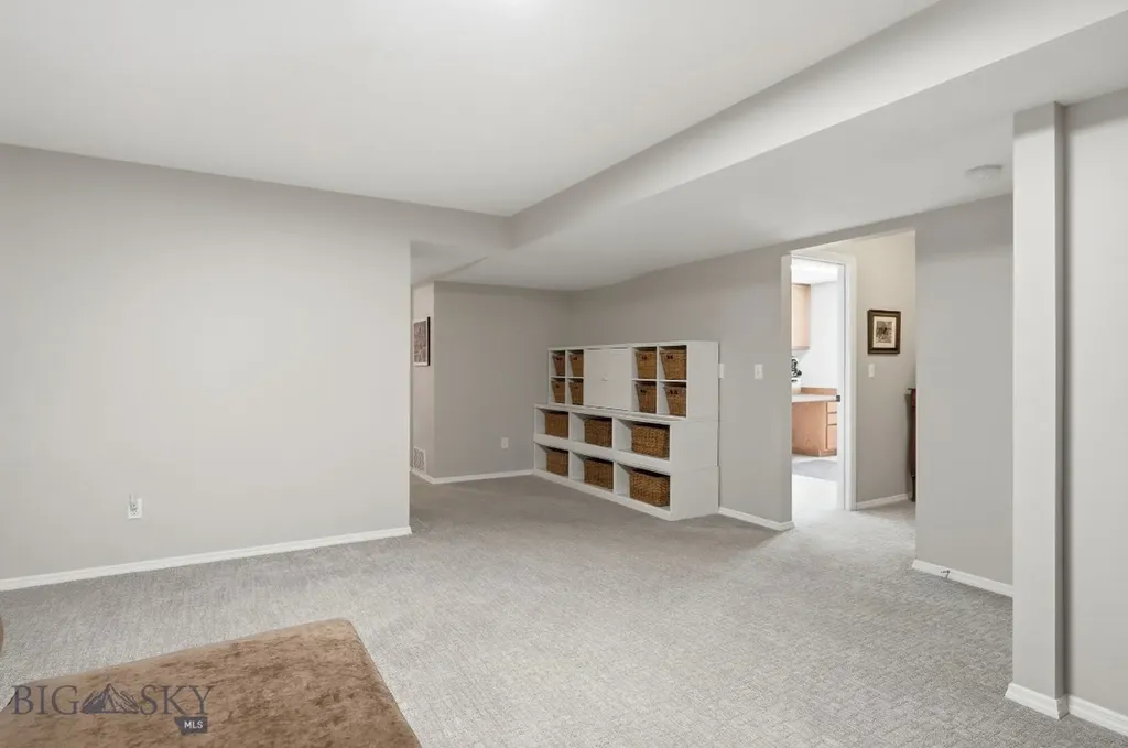 83 Poplar Drive Bozeman MT 59718