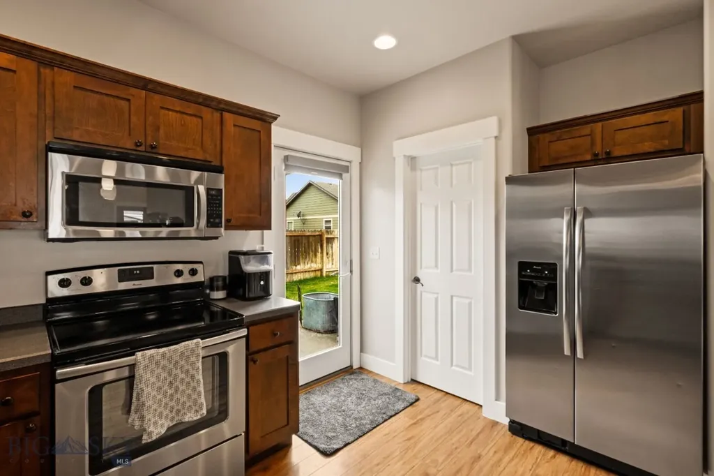 914 New Mexico Belgrade MT 59714