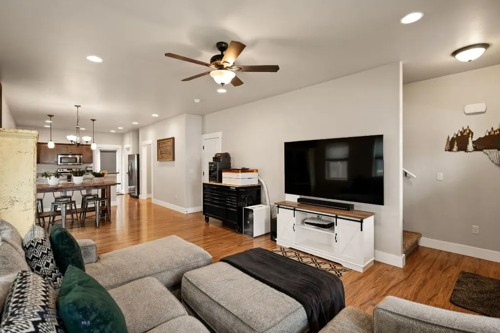 914 New Mexico Belgrade MT 59714