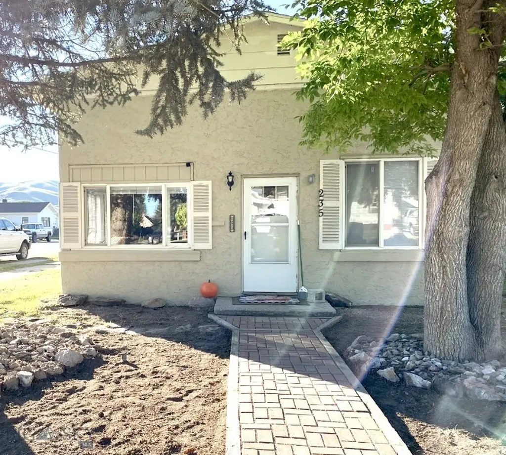 235 S Argenta Street Dillon MT 59725