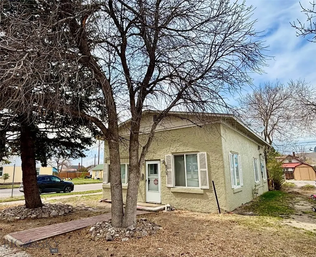 235 S Argenta Street Dillon MT 59725
