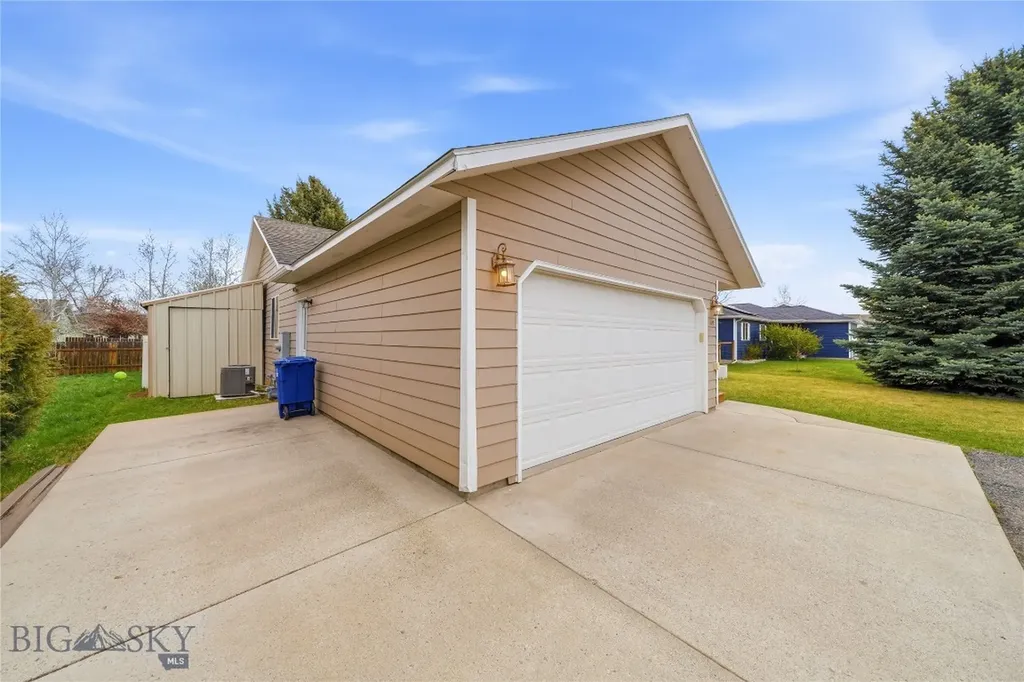 1109 Biehl Drive Belgrade MT 59714