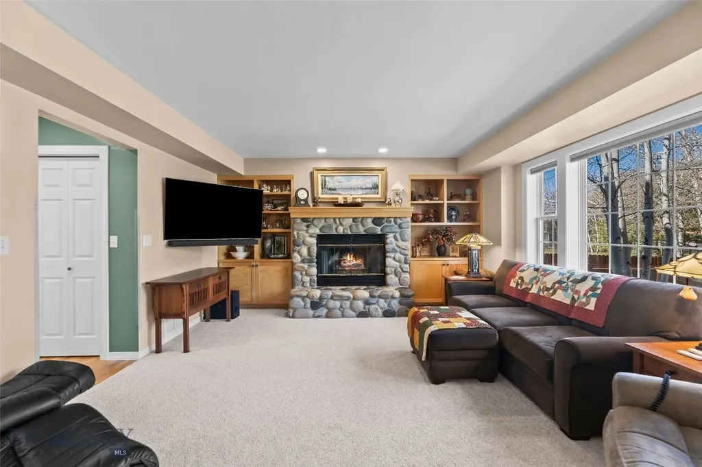 323 Lexington Drive Bozeman MT 59715