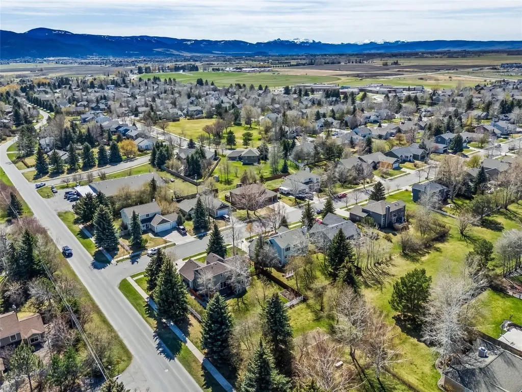 323 Lexington Drive Bozeman MT 59715
