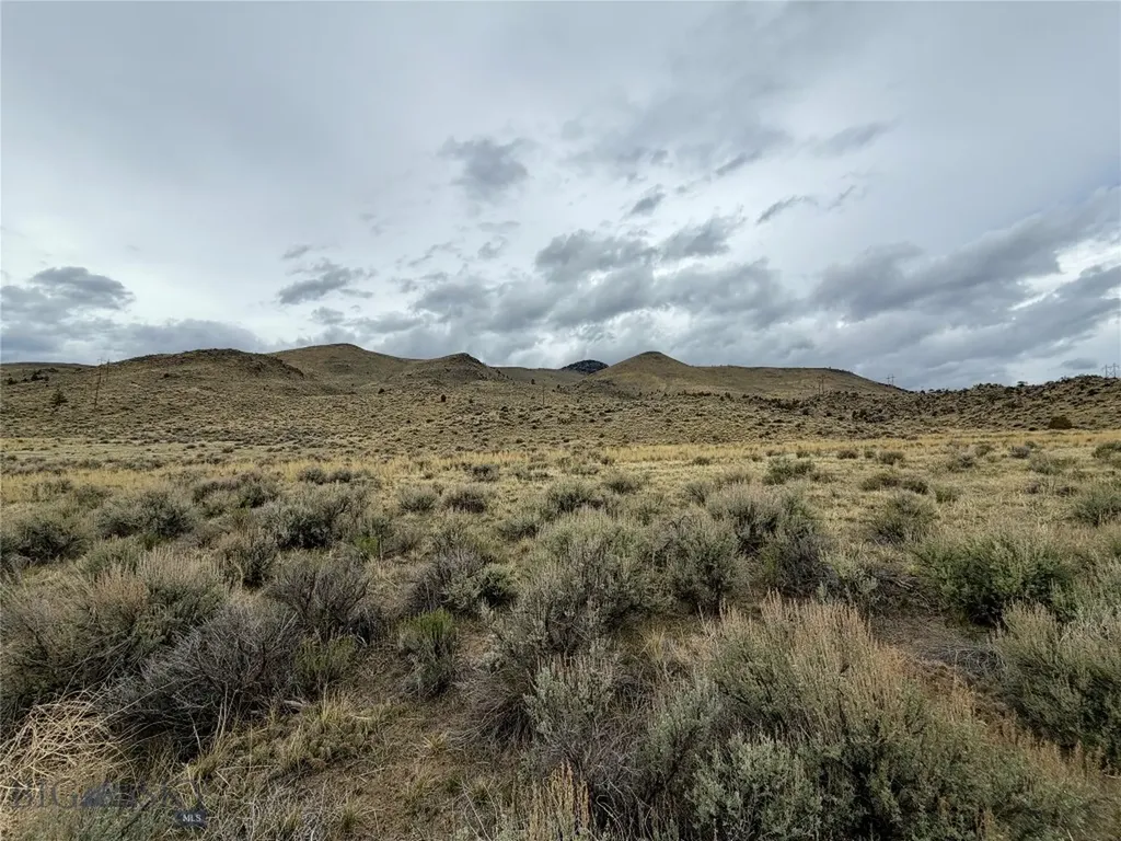 3021 Big Horn Road Melrose MT 59725